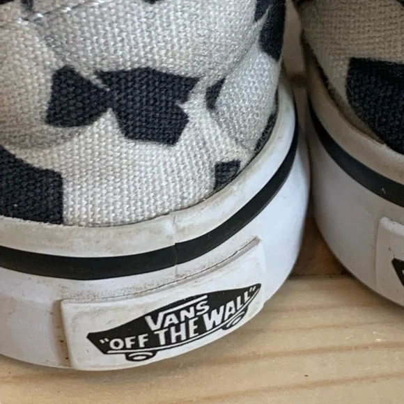 Vans Toddler Slip-On Soccer Print Shoes - Black & White-Toddler Size 5 - Picture 5 of 11